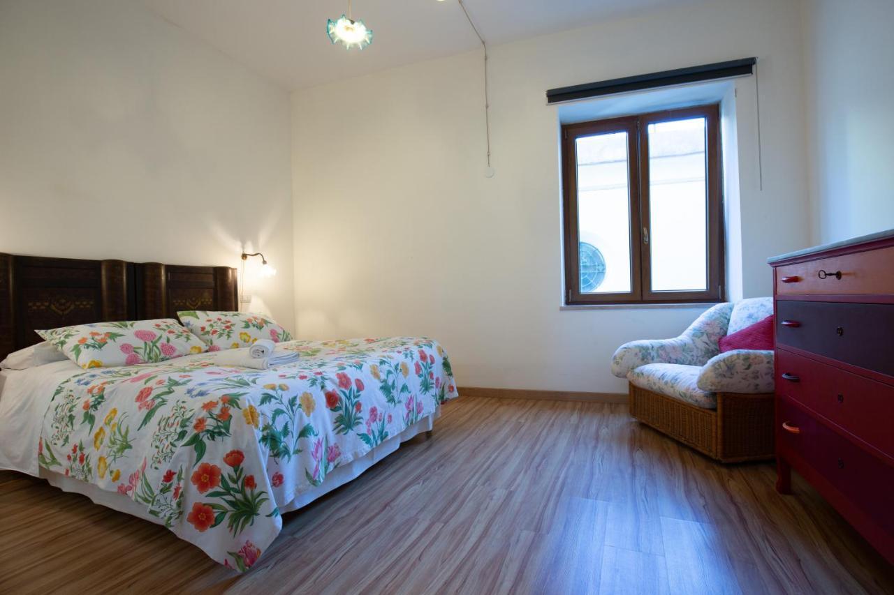 Villa La Quercia メタ エクステリア 写真
