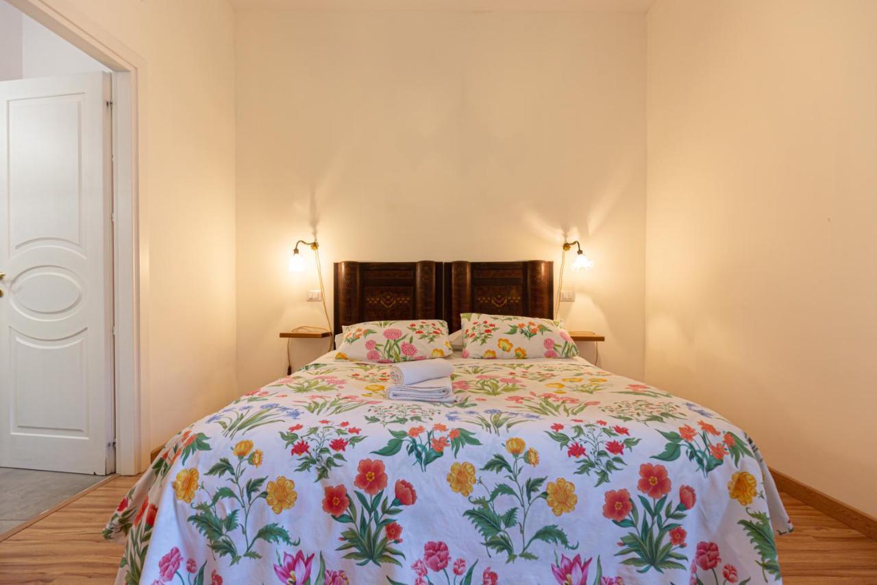 Villa La Quercia メタ エクステリア 写真