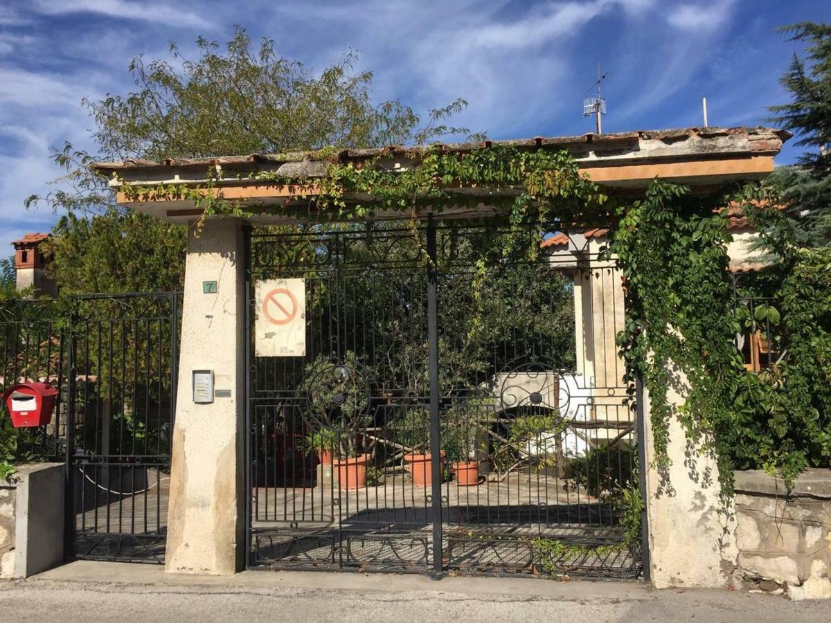 Villa La Quercia メタ エクステリア 写真