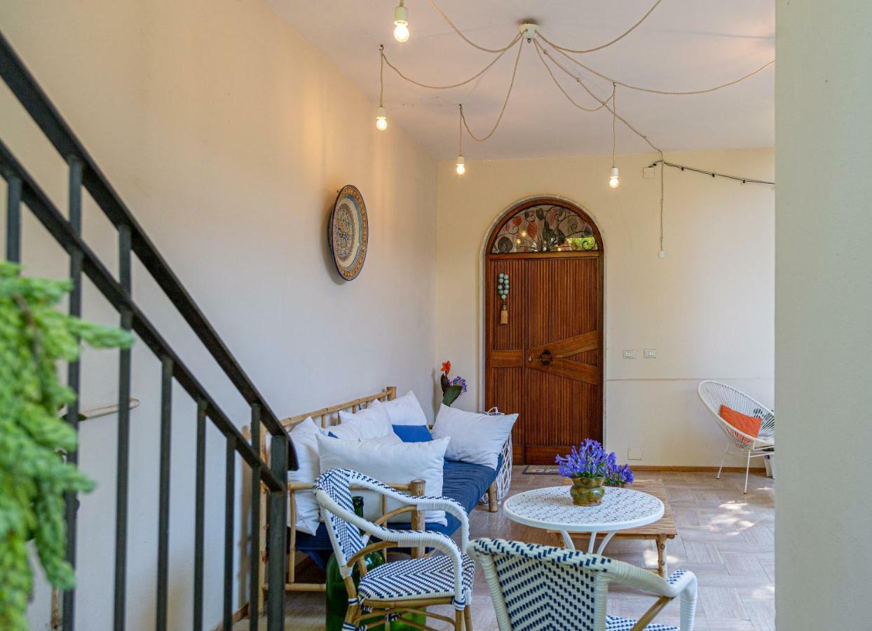 Villa La Quercia メタ エクステリア 写真
